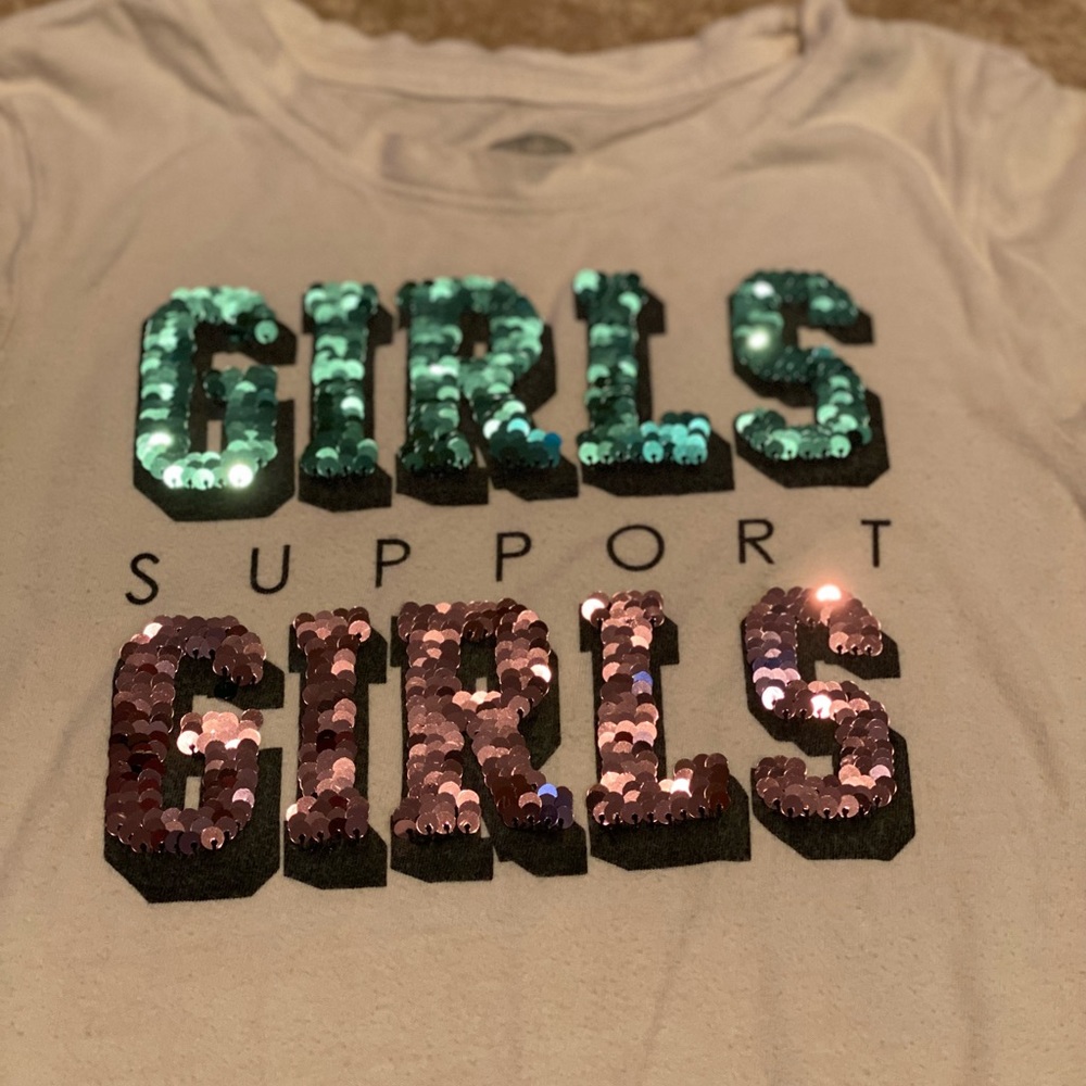 Old Navy Girls Support Girls color change flip sequin tshirt